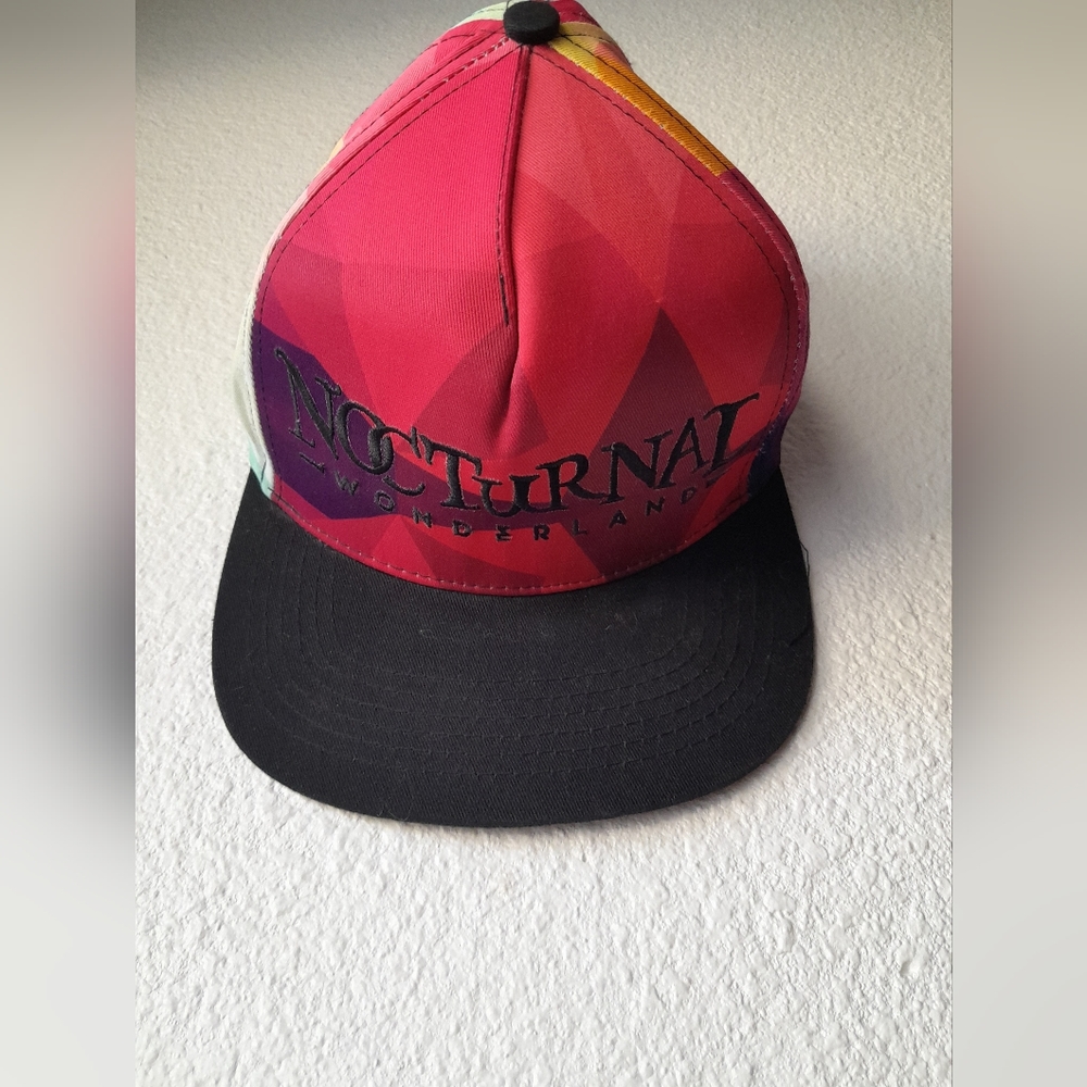 Insomniac nocturnal wonderland hat